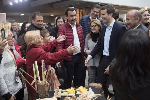 El presidente del Partido Popular, Pablo Casado, visita la Feria Raíces-Zamora R