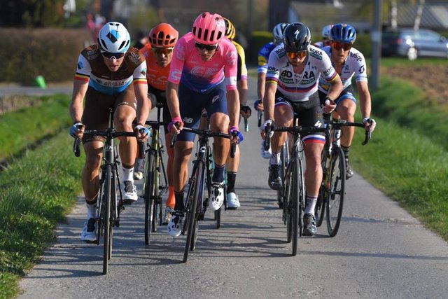 El ciclista italiano Alberto Bettiol (Education First).