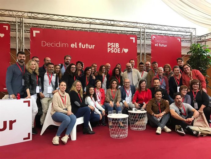 El PSIB-PSOE anuncia el compromiso de revisar la distribución por isla de los di