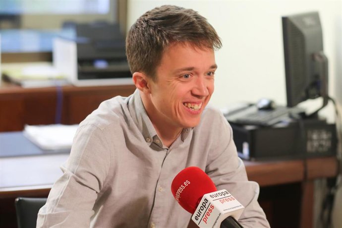 Retratos del candidato de Más Madrid a la Presidencia de Madrid, Íñigo Errejón