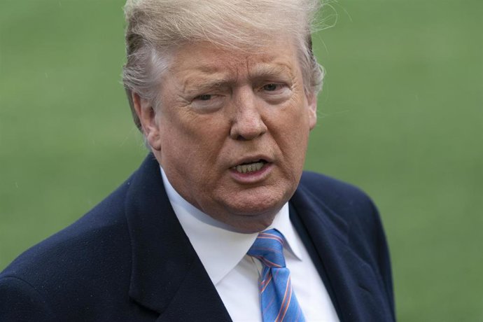 Trump departs White House