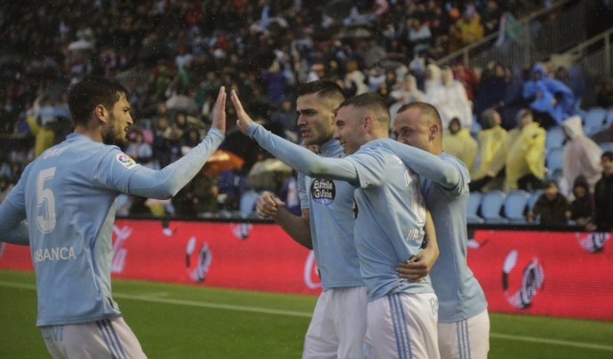 Fútbol/Liga Santander.- (Crónica) La ley de Aspas cambia el descenso y el Sevill