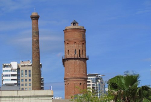 Torre de les Aigües del Besòs, en el distrito de Sant Martí de Barcelona