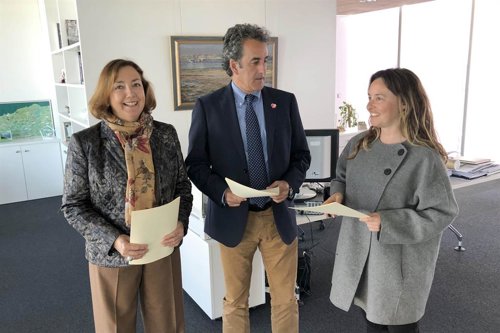 El Gobierno apoyará a las asociaciones de guías turísticas en su formación y pro