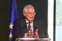 Borrell cree que un pacto entre May y Corbyn para una prórroga corta sería "la mejor solución" al Brexit