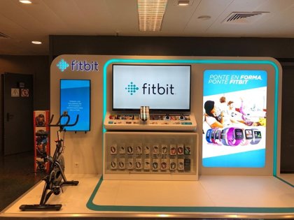 El Corte Inglés inaugura en Callao la primera tienda experiencial de Fitbit  en España