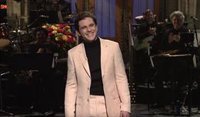 Juego de Tronos: Emilia Clarke y Rose Leslie ponen a prueba a Kit Harington en Saturday Night Live