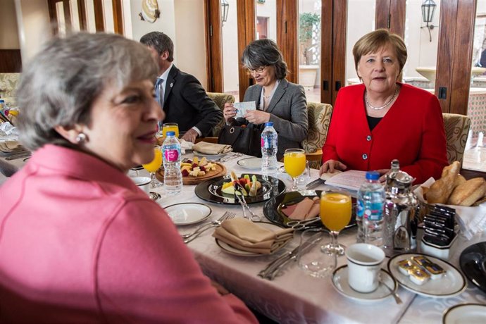 Menos mujeres gobernantes pero más ministras aunque aún son una de cada cinco