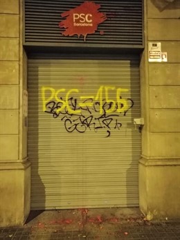 Batet y Colloboni lamentan que la sede del PSC de Barcelona haya vuelto a amanec