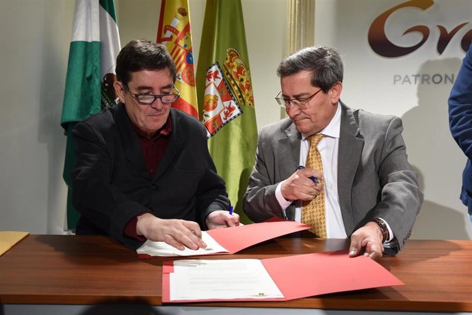 Granada.- La Diputación y el Instituto Cervantes firman un convenio para la prom