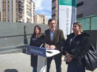 Hernando (PP) no se retractará y afea a Martínez (PSOE) que hable de "Franco, que es lo que a él le pone"