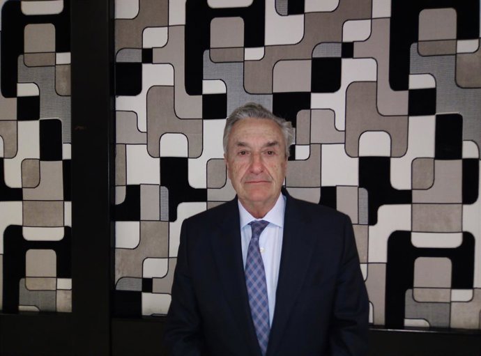 CNMC denuncia "protección excesiva" a Correos que debe posicionarse en el mercad