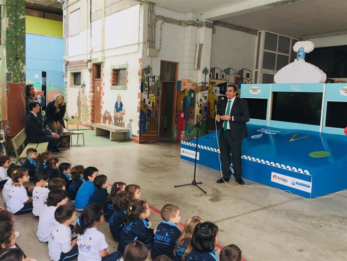 La concienciación sobre la escasez del agua y el "ingenio" de Canarias en su ges