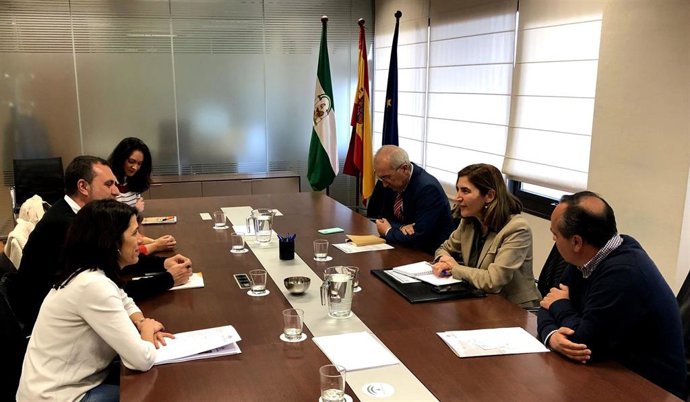 La Junta analiza con asociación Arrabal y Fundación Don Bosco los programas para