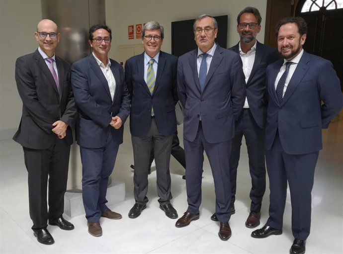 VALENCIAPORT LOS PUERTOS ESPAÑOLES CREAN UN FONDO DE 25 MILLONES DE EUROS PARA P