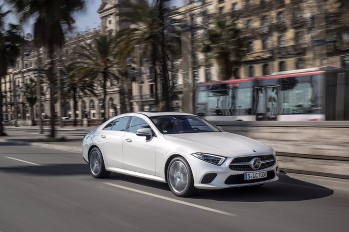 Economía/Motor.- Mercedes-Benz Cars reduce un 6% sus ventas mundiales en el prim