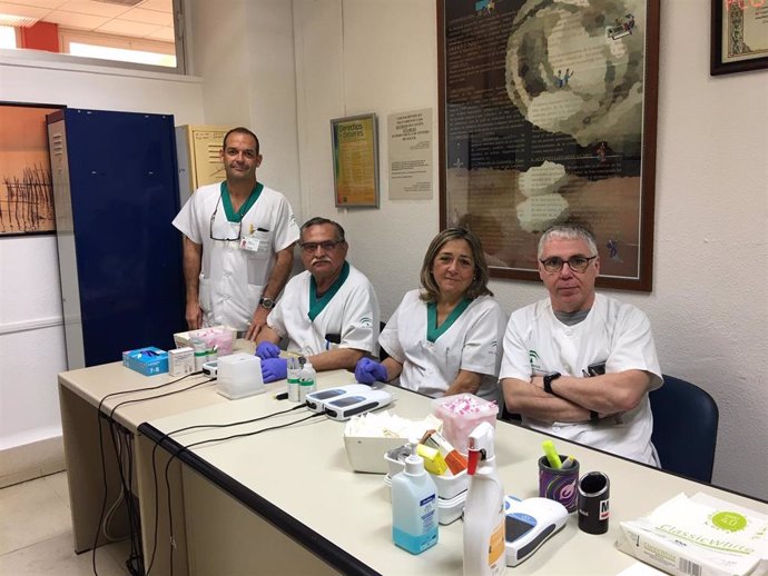 Málaga.-Pacientes en tratamiento con anticoagulantes mejoran su autocuidado en e