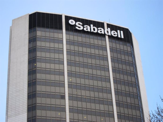 Sabadell encarga a JP Morgan la búsqueda de un socio para su gestora de fondos