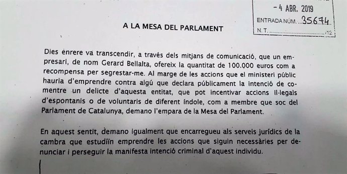 Puigdemont pide amparo legal al Parlament ante una "amenaza de secuestro"