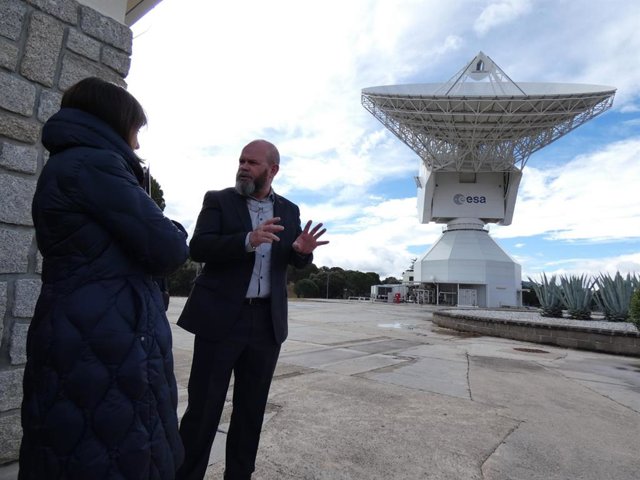 28A.- Margarita Robles Reclama Que Casado Pida Perdón A Pedro Sánchez Por Sus Ac