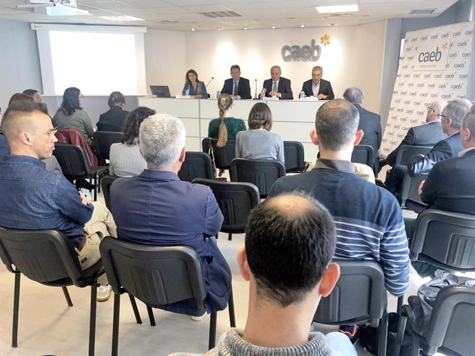 CAEB, ICO, ISBA i Sabadell participen en una jornada sobre les línies de financi