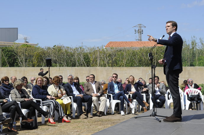 El presidente del Partido Popular, Pablo Casado, en un acto del partido en Menorca