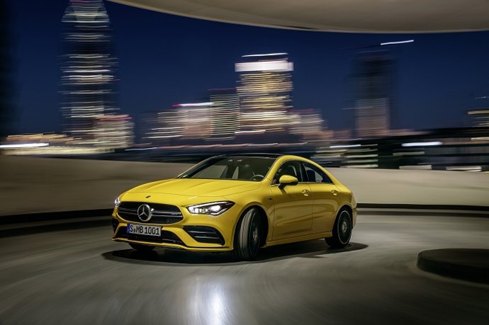 Economía/Motor.- El nuevo Mercedes-AMG CLA 35 4MATIC debuta en Nueva York y lleg