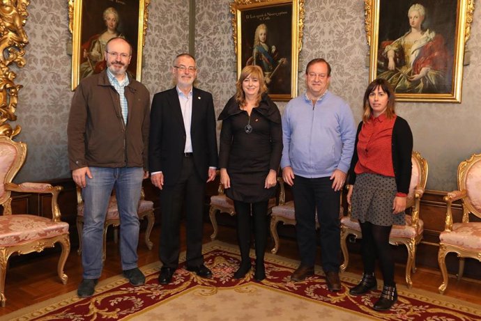 Gobierno y Eusko Ikaskuntza renuevan su colaboración para fomentar proyectos cul