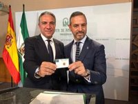 Consejero de Hacienda propone a los miembros de Gobierno "la política del céntimo" destinada a fomentar el ahorro