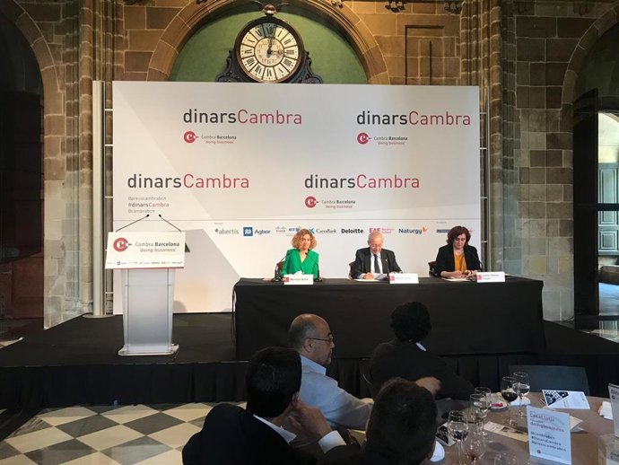 28A.- Batet Acusa A PP Y Cs De "Transformarse Para Competir Con Vox Desde La Rup