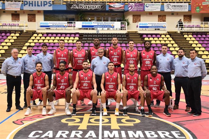 Jugadores del CB Carramimbre Ciudad de Valladolid firmarán mañana autógrafos en 