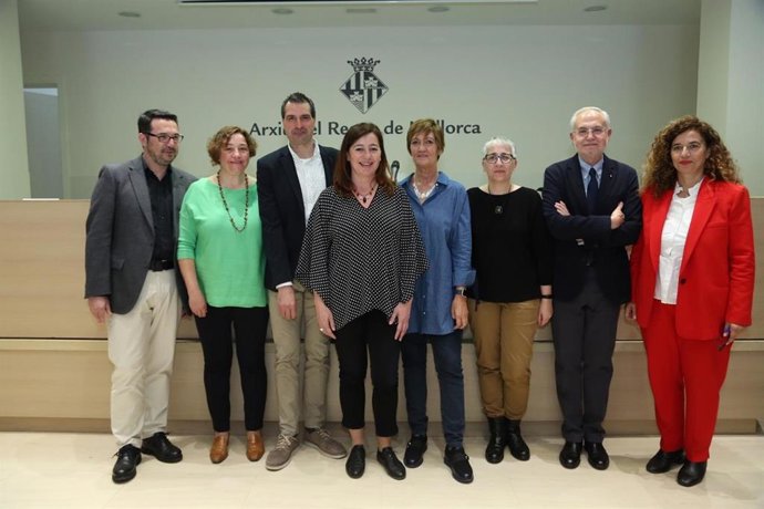 La segona edició del Llibre d'Estil del Govern s'adapta a l'administració 