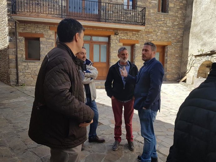 Soro visita las iniciativas impulsadas desde el proyecto 'Empenta' Artieda para 