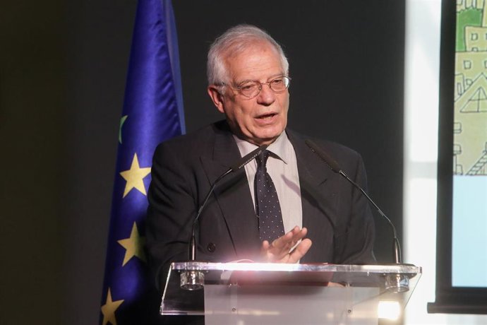 Borrell viaja a Eslovenia y se reúne mañana con su presidente, que recibió a Tor