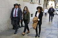 La magistrada plantea una posible pericial sobre los móviles de los periodistas incautados