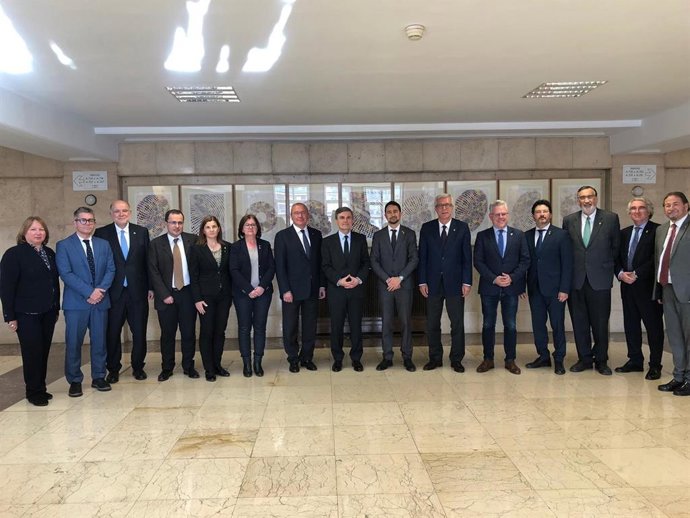 Generalitat y Fomento acuerdan una "hoja de ruta" para la red ferroviaria de Tar