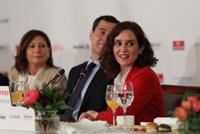 La diputada Ana Camíns, el presidente de Dignidad y Justicia y periodista Almudena Negro irán en la lista de Ayuso