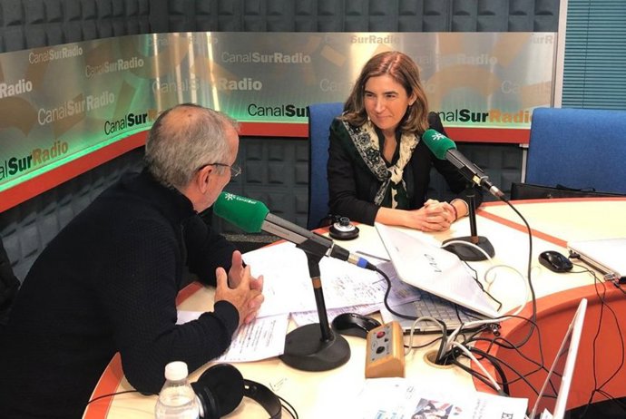 La consejera de Empleo cree que "a comienzos del año próximo" podrán reanudarse 