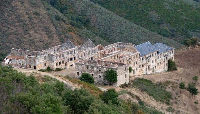 Seis monumentos de CyL entran en la 'Lista Roja' de Hispania Nostra