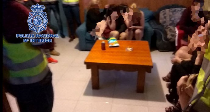 Policía Nacional detiene a la encargada de un club de alterne, en Murcia, por ex