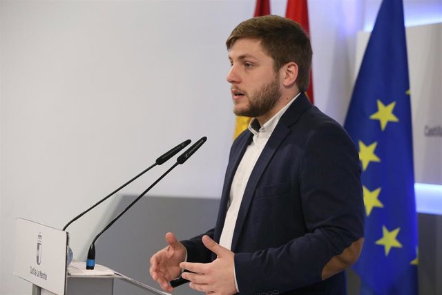 Junta aprueba actualizar las tablas retributivas de empleados públicos para refl