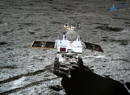 El rover chino en la Luna se protege del calor con una 'siesta'