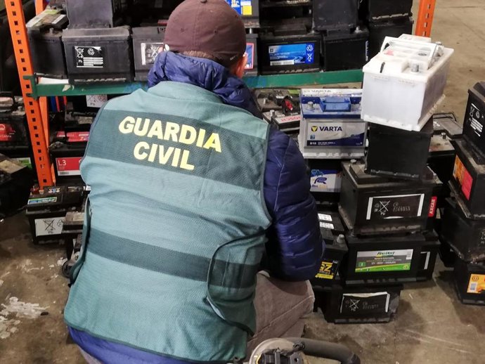 Sucesos.- Desarticulado en Valladolid un grupo dedicado al robo de baterías, cob