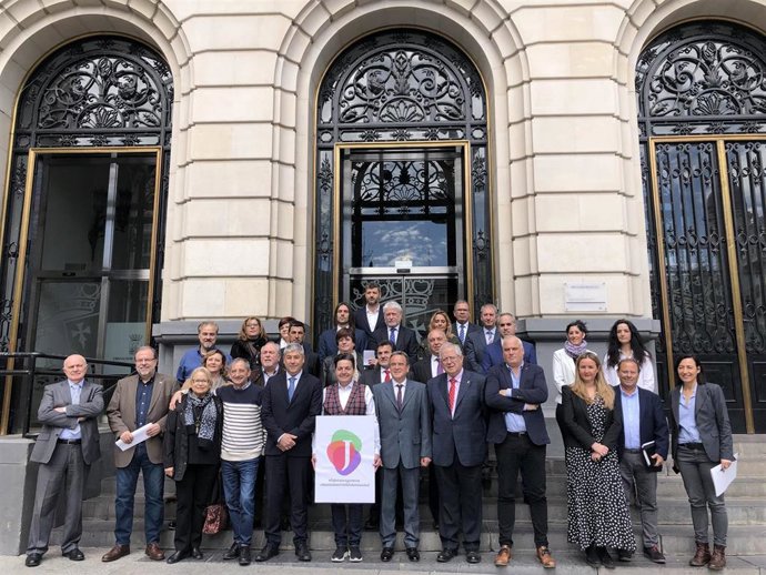 Zaragoza.- Pleno.- La DPZ apoya la candidatura de la jota aragonesa como Patrimo