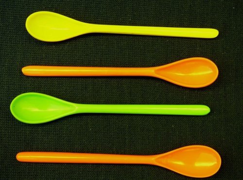 Bioplásticos producidos por bacterias que 'comen' electricidad