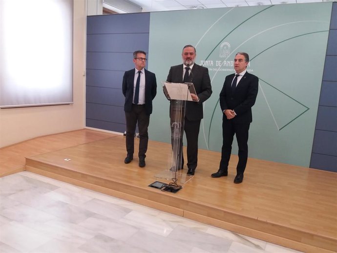 Bendodo resalta el "compromiso político" de la Junta en la eliminación de los af