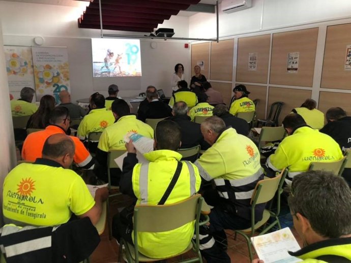Málaga.- Más de 200 trabajadores de Fuengirola participan en unas jornadas para 