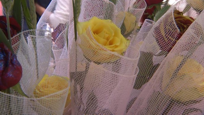 Jornada de Sant Jord en las Ramblas de Barcelona