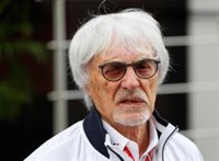 Ecclestone: "La gente subestima a Vettel"