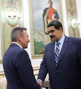 Venezuela.- Maduro sostiene una "extraordinaria reunión" con el presidente del C